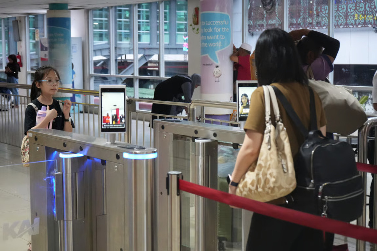 Wujudkan Transportasi Hijau, 205.532 Penumpang Kereta Api di Sumatera Utara Beralih ke Teknologi Face Recognition