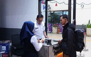 Hingga Hari Ketiga Libur Tahun Baru Imlek 2577, Penumpang KA di Divre III Palembang Capai 16.685 Orang