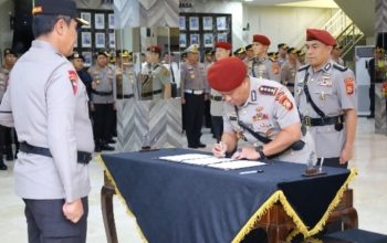 Sertijab Dirreskrimsus dan Dirresnarkoba Digelar Di Lobby Mapolda Sulsel