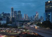 Selama Bulan Ramadan 2026, Pengguna LRT Jabodebek Boleh Buka Puasa di Kereta hingga Pukul 19.00 WIB