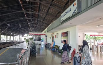 Volume Penumpang Stasiun Pekalongan pada 2025 Meningkat, KAI Daop 4 Semarang Sampaikan Terima Kasih atas Kepercayaan Pelanggan