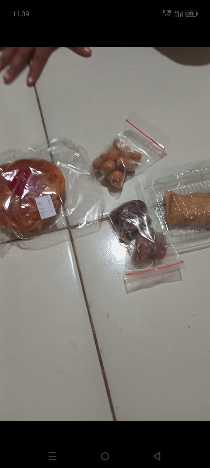 Pelaksanaan program MBG di SD2 Raja basa jaya tidak sesuai standar yang ditetapkan.