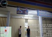 ANGGOTA POLSEK GUNUNGKENCANA LAKSANAKAN PATROLI MALAM DAN AJAK WARGA JAGA KAMTIBMAS