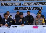 UNGKAP CLANDESTINE LABORATORY DI BALI, BNN AMANKAN DUA WN RUSIA