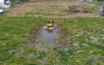 PUPR OKI Turunkan Alat Berat,  Bersihkan Gulma di Jembatan Belanti