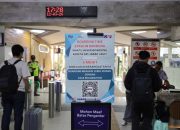 KAI Daop 2 Bandung Ingatkan Pelanggan Datang Lebih Awal, Khusus Stasiun Bandung, Kiaracondong, dan Cimahi Boarding Ditutup 5 Menit Sebelum Keberangkatan KAI Daop 2 Bandung Ingatkan Pelanggan Datang Lebih Awal, Khusus Stasiun Bandung, Kiaracondong, dan Cimahi Boarding Ditutup 5 Menit Sebelum Keberangkatan