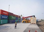 Respons Pertumbuhan Industri Konsumsi Nasional, KAI Logistik Tambah Kapasitas Angkut Kontainer