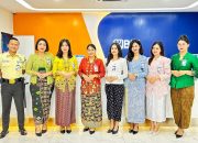 Kompak dan Anggun, Frontliner BRI Branch Office Jatinegara Kenakan Pakaian Nasional di Hari Kartini