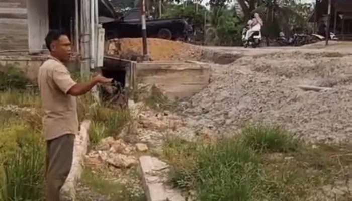 BRIGADE PANGAN PERKASA DESA PAYA SENGAT PRIHATIN: POMPA AIR DAN SALURAN IRIGASI RUSAK SELAMA 6 BULAN LEBIH, PETANI GAGAL TANAM HINGGA DUA MUSIM