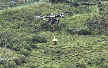 Drone Kargo DJI FlyCart 100 untuk Distribusi Logistik di Medan Ekstrem