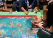 Wah gawat meja ikan ikan diduga milik Dedi Cs dan Santi Cs menjamur di Namorambe Kapolsek namorambe diduga dapat setoran..diminta kepada Polda Sumut agar menangkap bos meja ikan ikan merk Gagak
