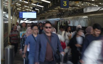 KAI Daop 2 Bandung Layani Hampir 75ribu Pelanggan Selama Libur Panjang May Day, Okupansi KA Capai 107,3%